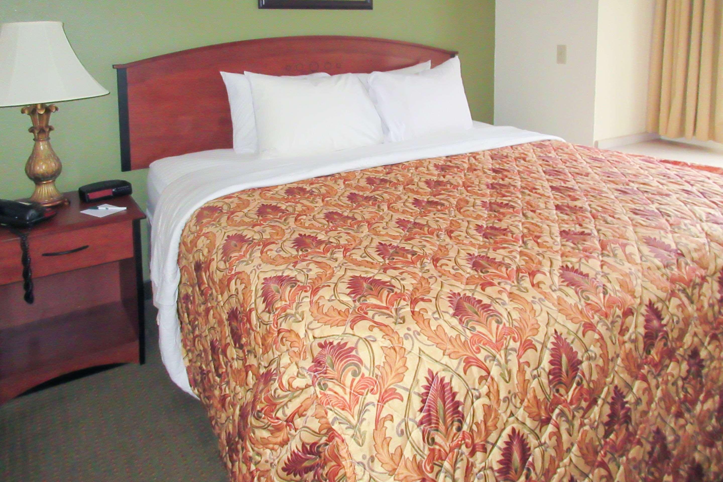 Quality Inn & Suites Prestonsburg Next To Mountain Arts Center Екстериор снимка