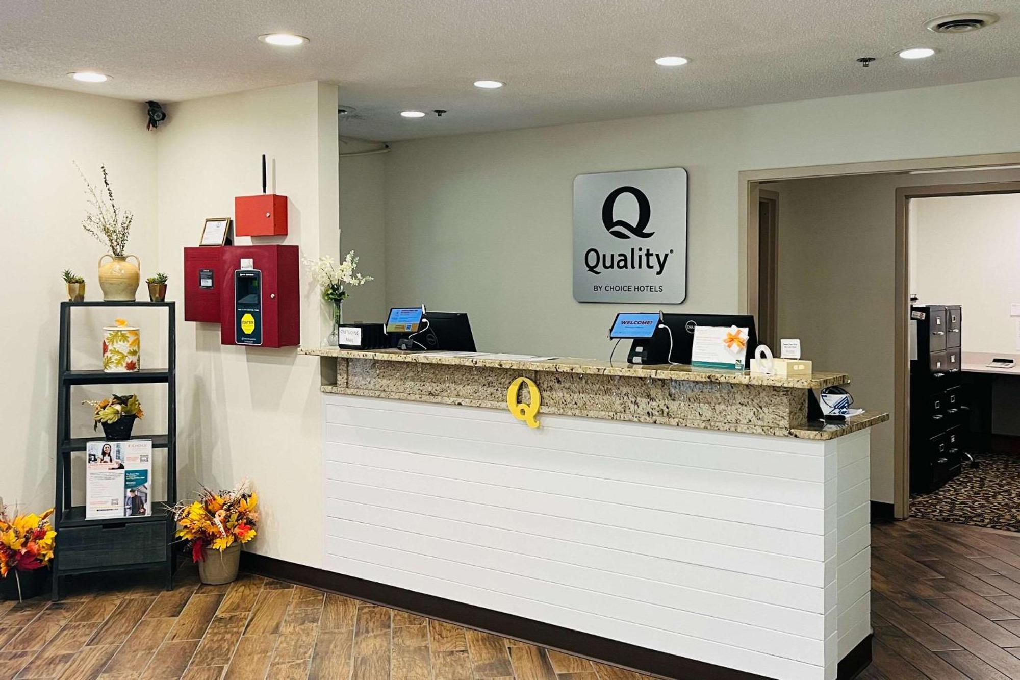 Quality Inn & Suites Prestonsburg Next To Mountain Arts Center Екстериор снимка