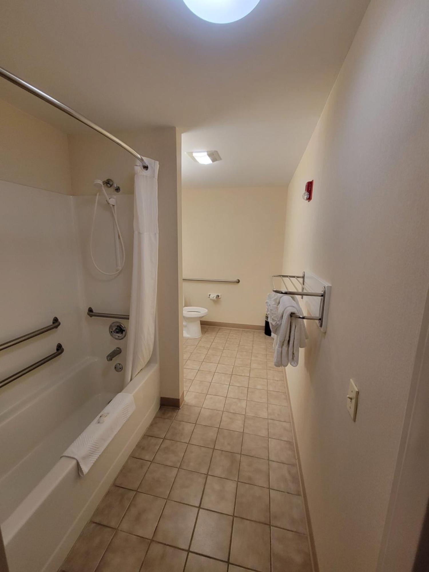 Quality Inn & Suites Prestonsburg Next To Mountain Arts Center Екстериор снимка