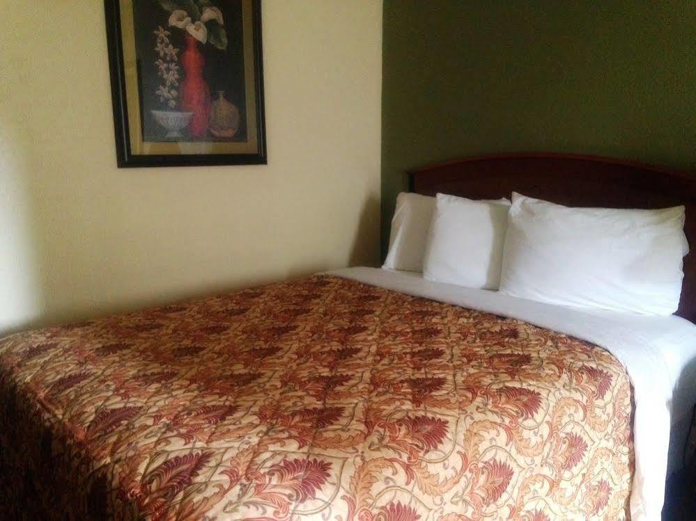 Quality Inn & Suites Prestonsburg Next To Mountain Arts Center Екстериор снимка